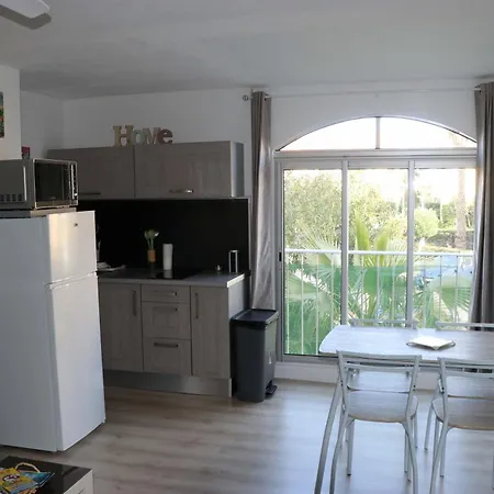 Daire 4 Couchages Proche Dans